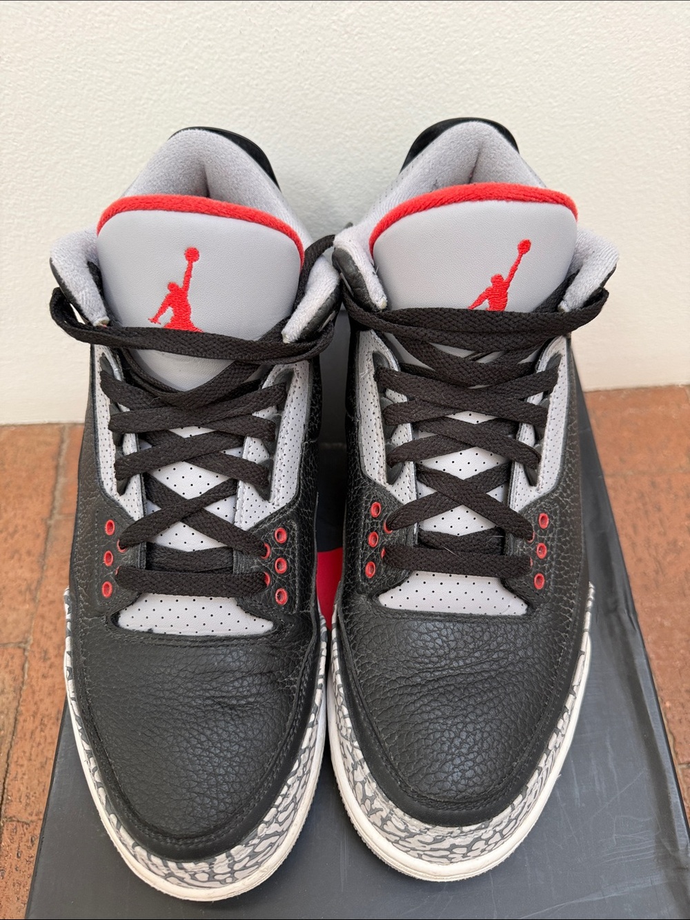 Nike Air Jordan 3 Retro OG Black/Fire Red-Cement Grey